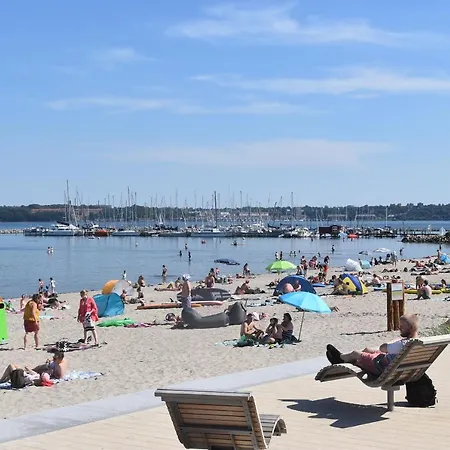 Апартаменты Fewo1846 Strandresidenz Wassersleben - Strandmuschel - Sonniges Studioapartment Im Dachgeschoss *